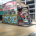 Een graffiti kunst werk in Poble sec, Barcelona