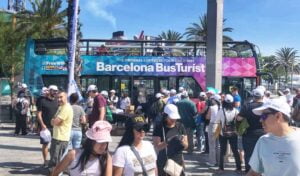 Een Fietstour Met Gids Of Een Hop on Hop Off Bustour in Barcelona?